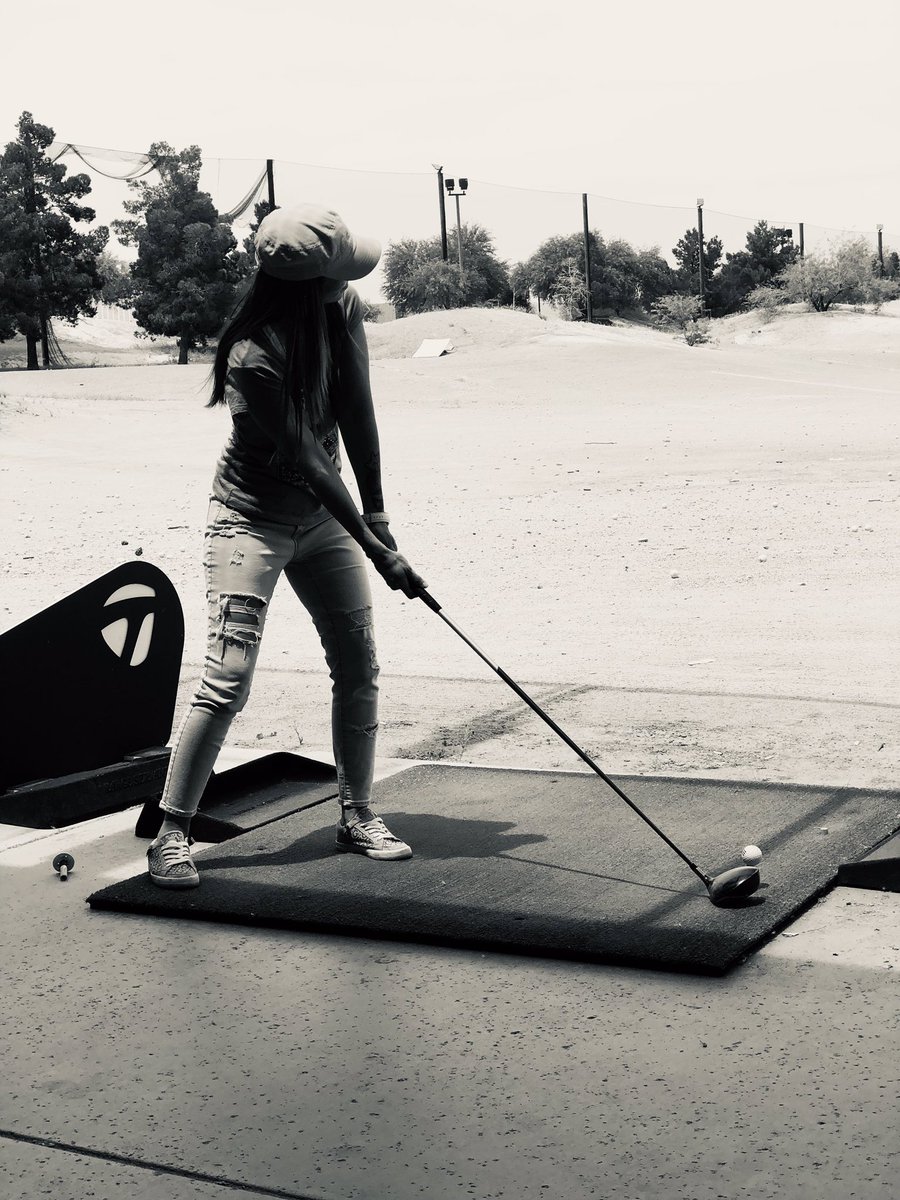 TVOLASVEGAS's tweet photo. I learned it all from my daddy 👍🏽🙌🏽 #golfstudent https://t.co/5bKHKIcggF