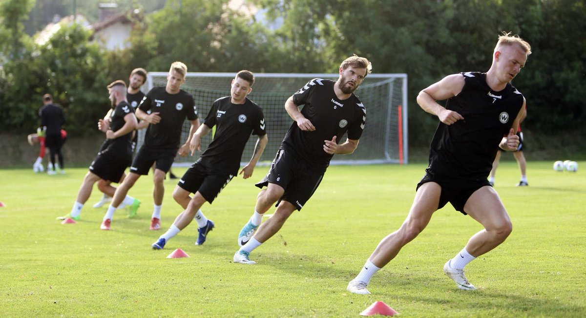 wacker1930's tweet photo. Der gestrige Trainingsauftakt in Bildern.
📸 Foto Butzhammer https://t.co/mevkXaR3u8
