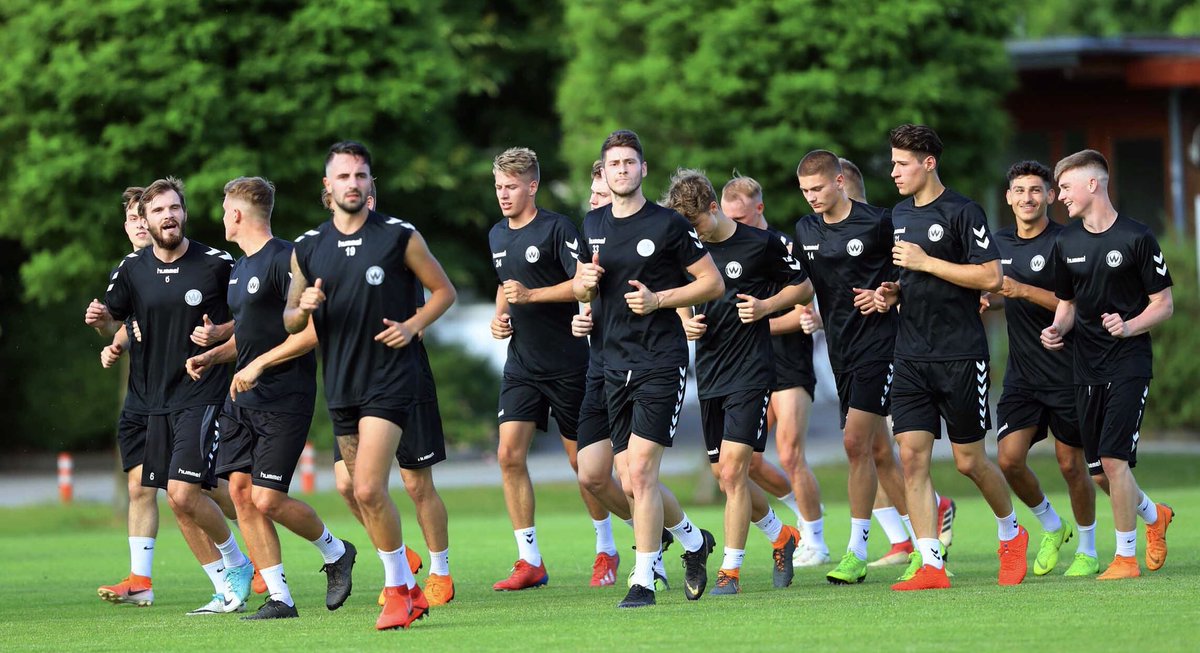 wacker1930's tweet photo. Der gestrige Trainingsauftakt in Bildern.
📸 Foto Butzhammer https://t.co/mevkXaR3u8