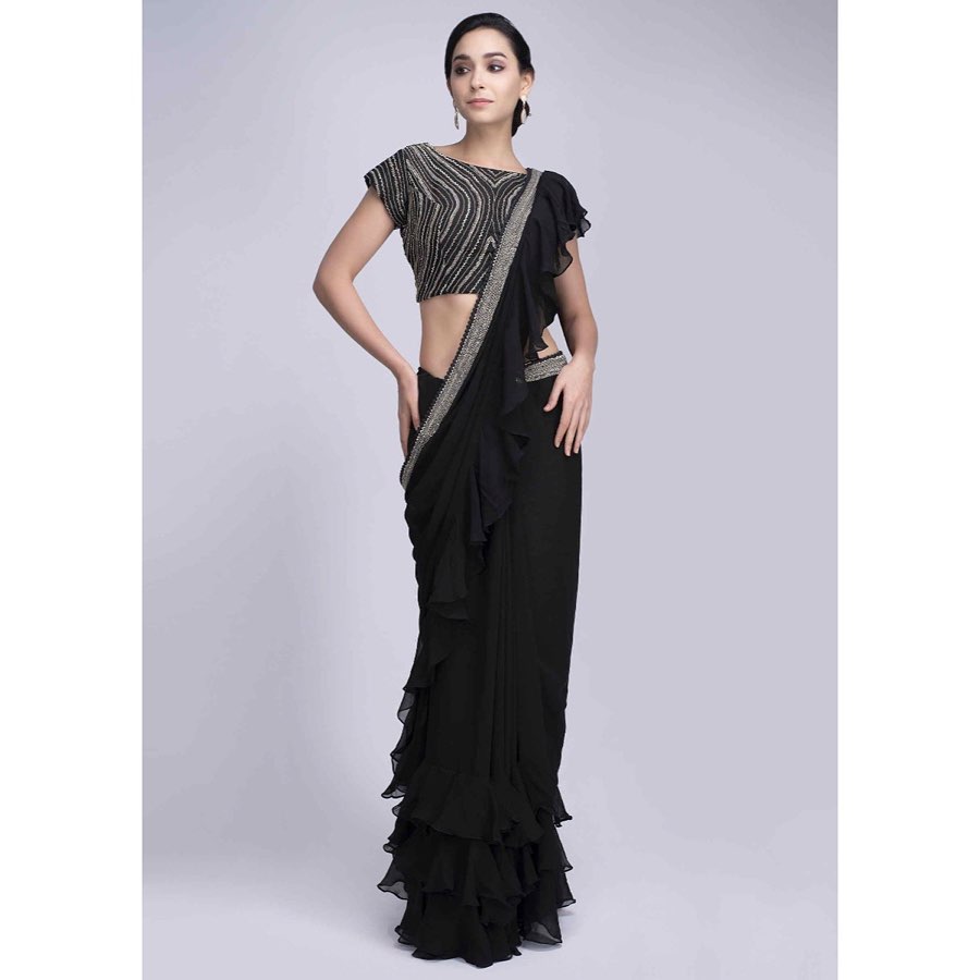 toabhtalent's tweet photo. Toabh Model Fabiola for @kalkifashion
#ootd #wiwt #fashion #indianwedding #ethnicwear #toabh #toabhmodel #toabhtalent #femalemodel https://t.co/gLrEt5J8Dm