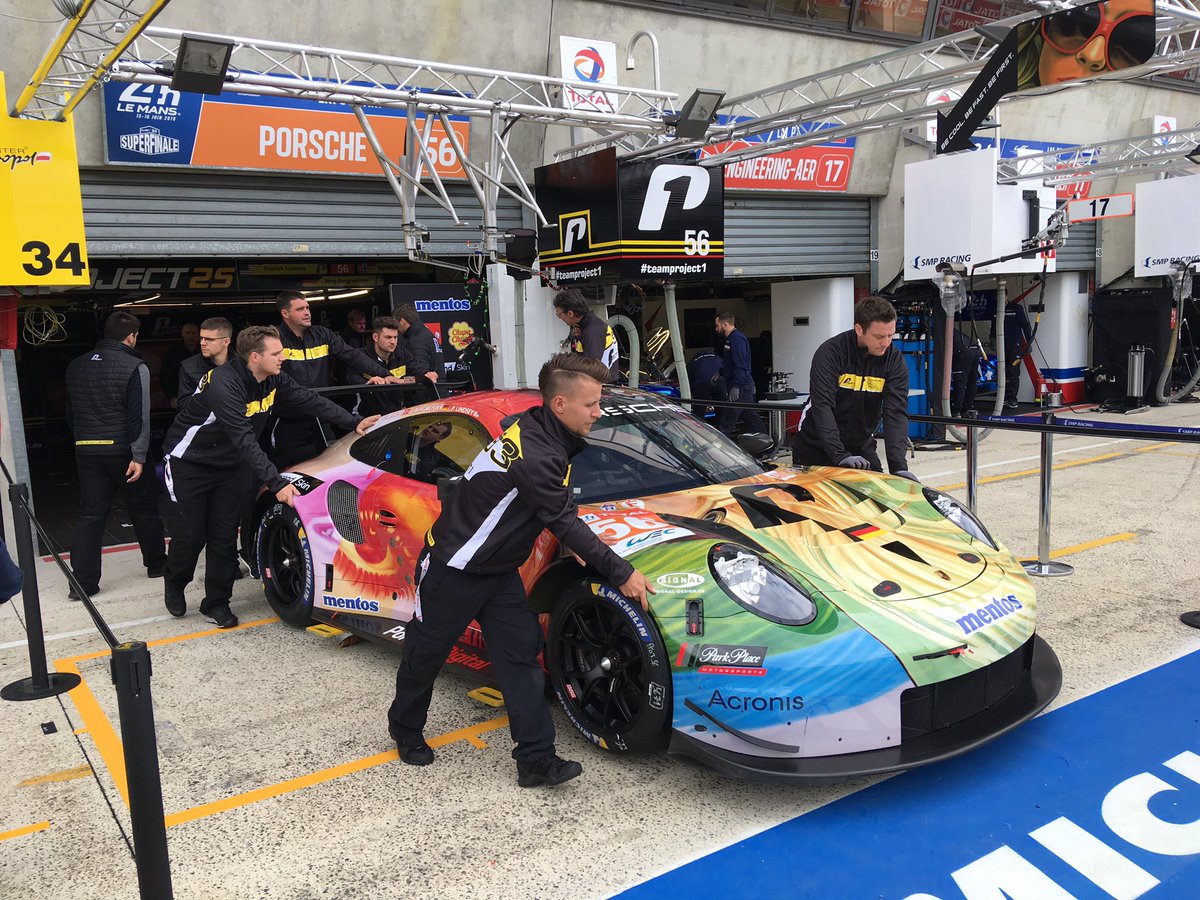 Foyley111's tweet image. #Bergmeister Porsche #RSR @24hoursoflemans @JBergmeister #teamproject1 #pitlaneFEVER