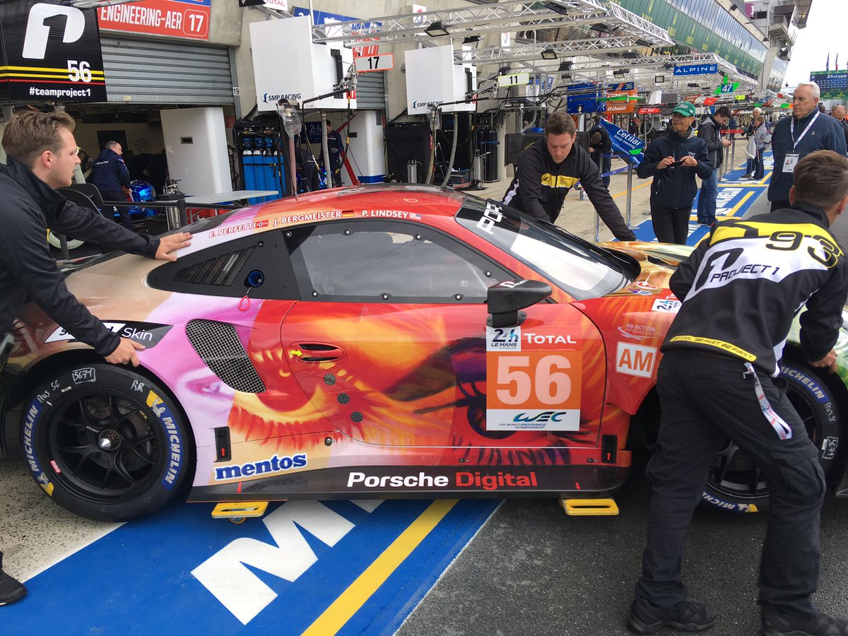 Foyley111's tweet image. #Bergmeister Porsche #RSR @24hoursoflemans @JBergmeister #teamproject1 #pitlaneFEVER