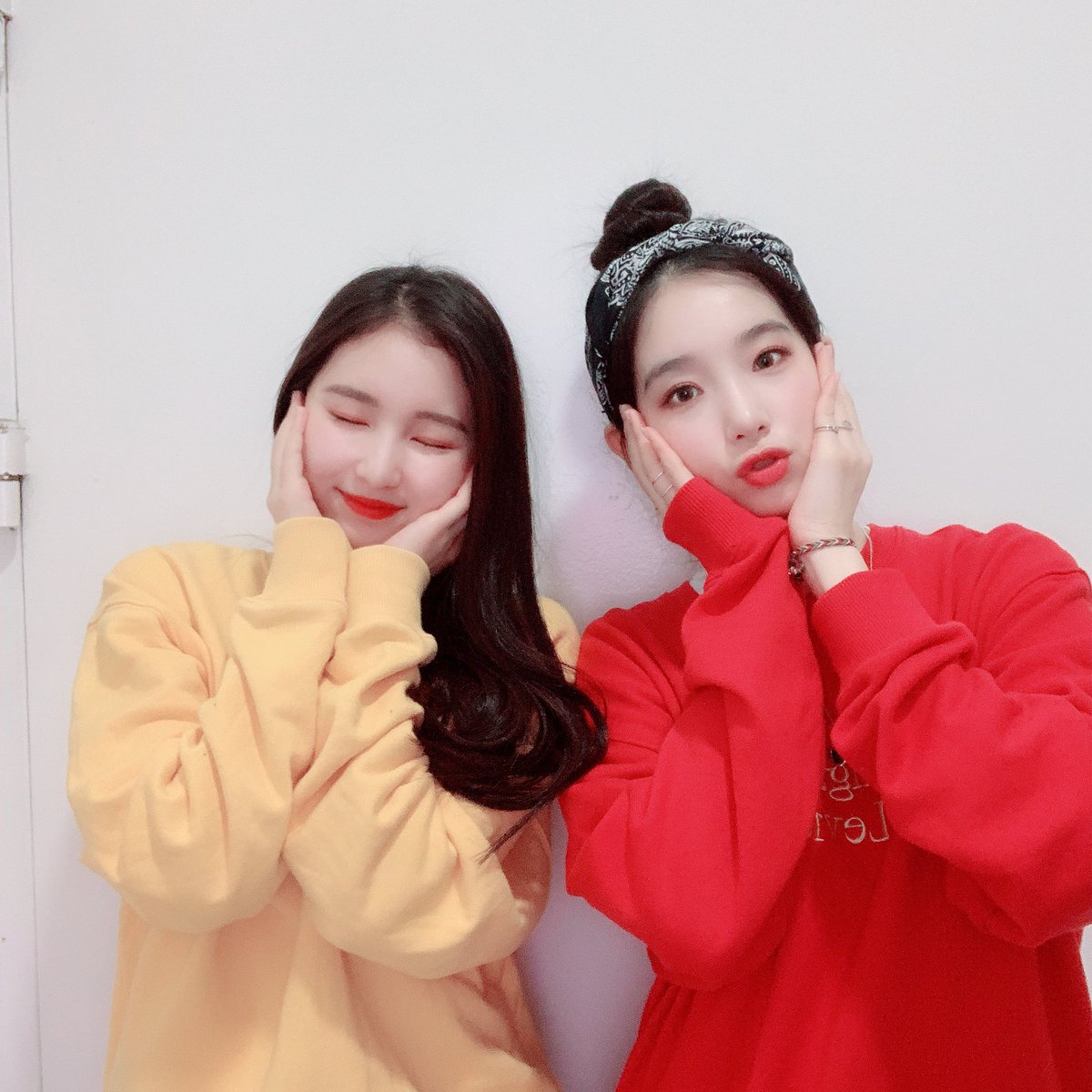 ALLS_GIRL's tweet photo. [DAILY PHOTO]

수요일의 올에스걸 📬

따스한 햇볕과 🌞
평온한 오후 🏖

#ALLS #GIRL #ALLSGIRL #KPOP #IDOL
#올에스 #걸그룹 #올에스걸 #아이돌
#서영 #SEOYOUNG https://t.co/JGHZw7pg7K