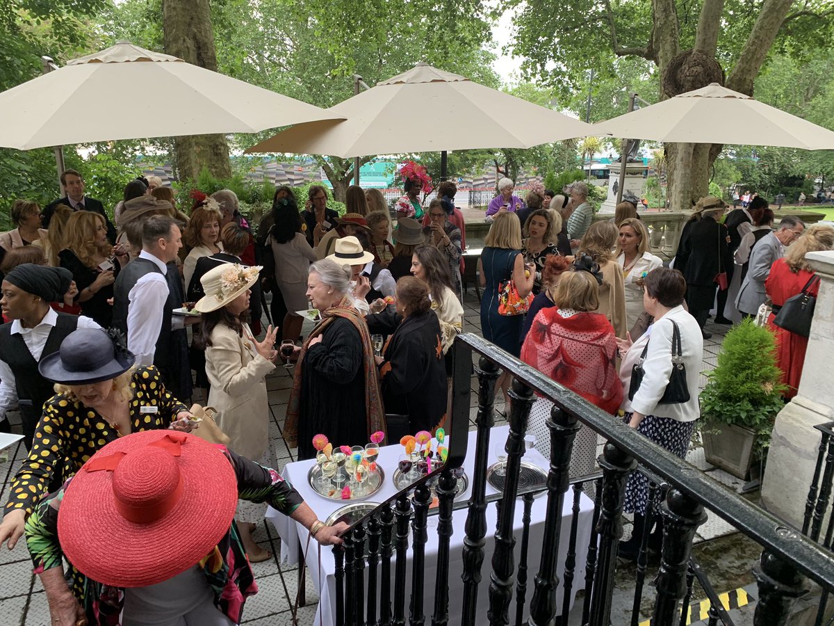 FIWAL_Women's tweet photo. A fabulous #GardenParty at National Liberal Club, celebrating another successful #FIWAL year with guests from our 30 plus international #women’s member associations & clubs in #London. #Westminster #womensinspire #WomenNet #WomenInCulture @nlclondon @AIBmagazine @KensingtonMag https://t.co/aepc7jZEJo
