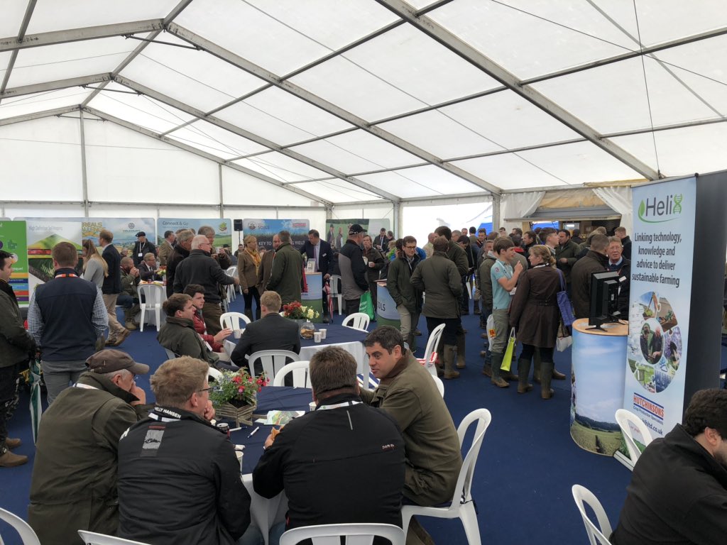 HutchinsonsAgUK's tweet photo. Expert Agronomy Advice at @CerealsEvent
Find us on Stand 500 to meet our agronomists, for specialist advice on soil health with #HealthySoils and precision farming with @Omniaprecision, as well as a look into how we are pioneering the future of agronomy with #HelixProject https://t.co/PvmZdYhp32
