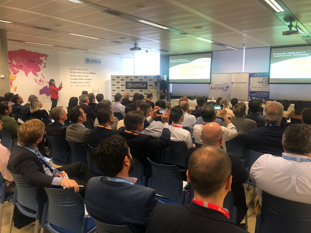 Faconauto_com's tweet photo. ✅ ¡Éxito rotundo en la #JornadaAutomociónAndalucía organizada por #FACONAUTO, @FEDEME_ y #ASCONSE en @LoyolaAnd! https://t.co/M9ih8g0tSl