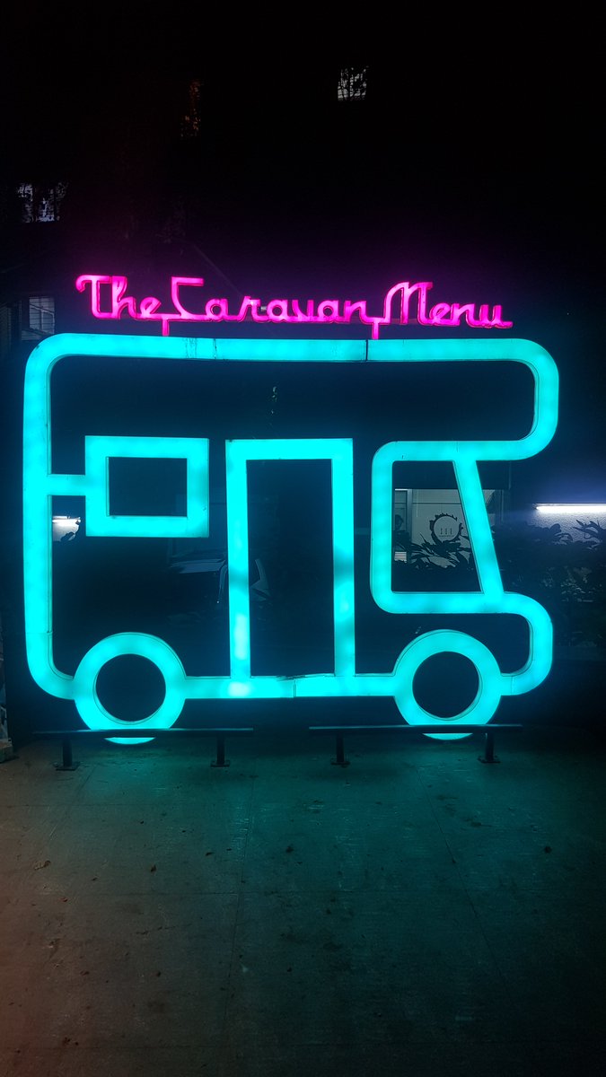 ttbfrommumbai's tweet photo. Overall a nice place, spacious seating, wide variety on the buffet. Scumptous kebabs write on your table, some lipsmacking desserts. A very good place for family get together.
#TheCaravanMenu #LiveBBQ #Kebabs #MustTry #Thane #Lipsmacking https://t.co/OeiHIZ7Jsz