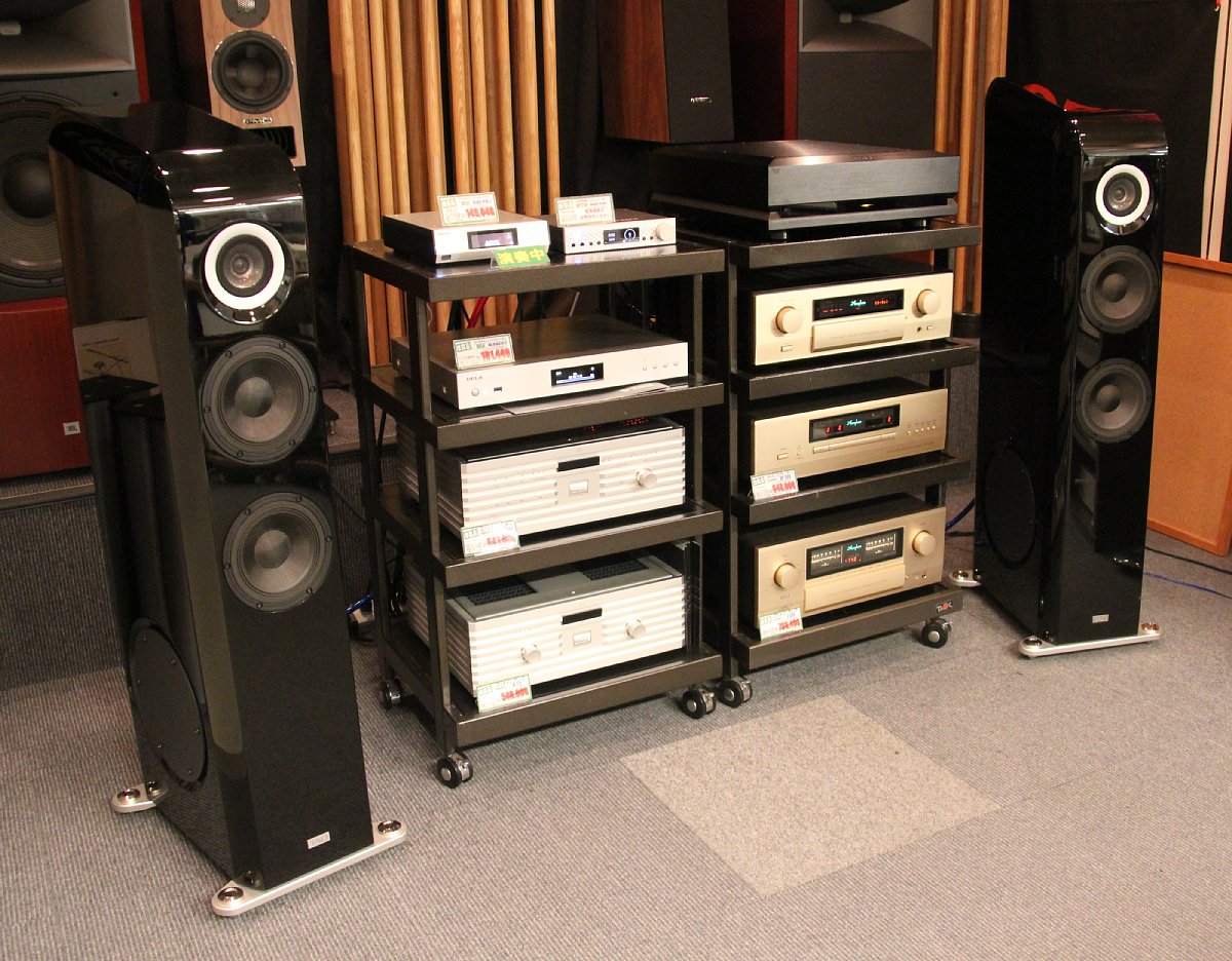 audiounion_ab's tweet photo. 【期間限定 展示中】
#TAD #E1TX #M1000 #スピーカー&パワーアンプ
革新的な技術も取り入れたEvolutionシリーズの期待の新製品です。
※期間限定の展示ですのでご来店の際は予めお問い合わせください。 https://t.co/zoZgrYMF6p