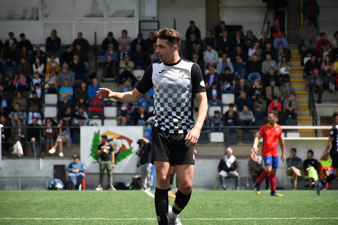 Que año histórico...echaré de menos cada momento. Mil gracias a todos mis compañeros y staff técnico por haber creído en mi en cada momento.“Un enorme agradecimiento  a los aficionados de la <a href="/uahorta/">Unió Atlètica d'Horta 💯</a> Lo di todo por ustedes y me devolvieron el cariño. Nunca lo olvidaré.❤⚫⚪💯