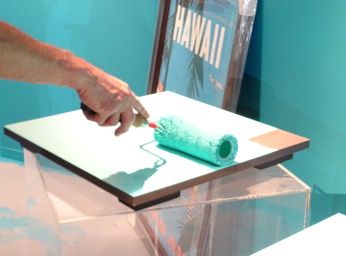 MuseeAquitaine's tweet photo. [SURF J-7]
🌊Le musée d'Aquitaine s'active : l'expo La déferlante surf ouvre ses portes le 19/06

🎨Pour l'heure on met les dernières touches de peinture, l'occasion de remercier notre mécène @PeintureUnikalo 😉

🔗+d'infos  https://t.co/SK9UKo3B3h
@LiberteBx2019 #exposurf #surf https://t.co/YugEFCr1tC