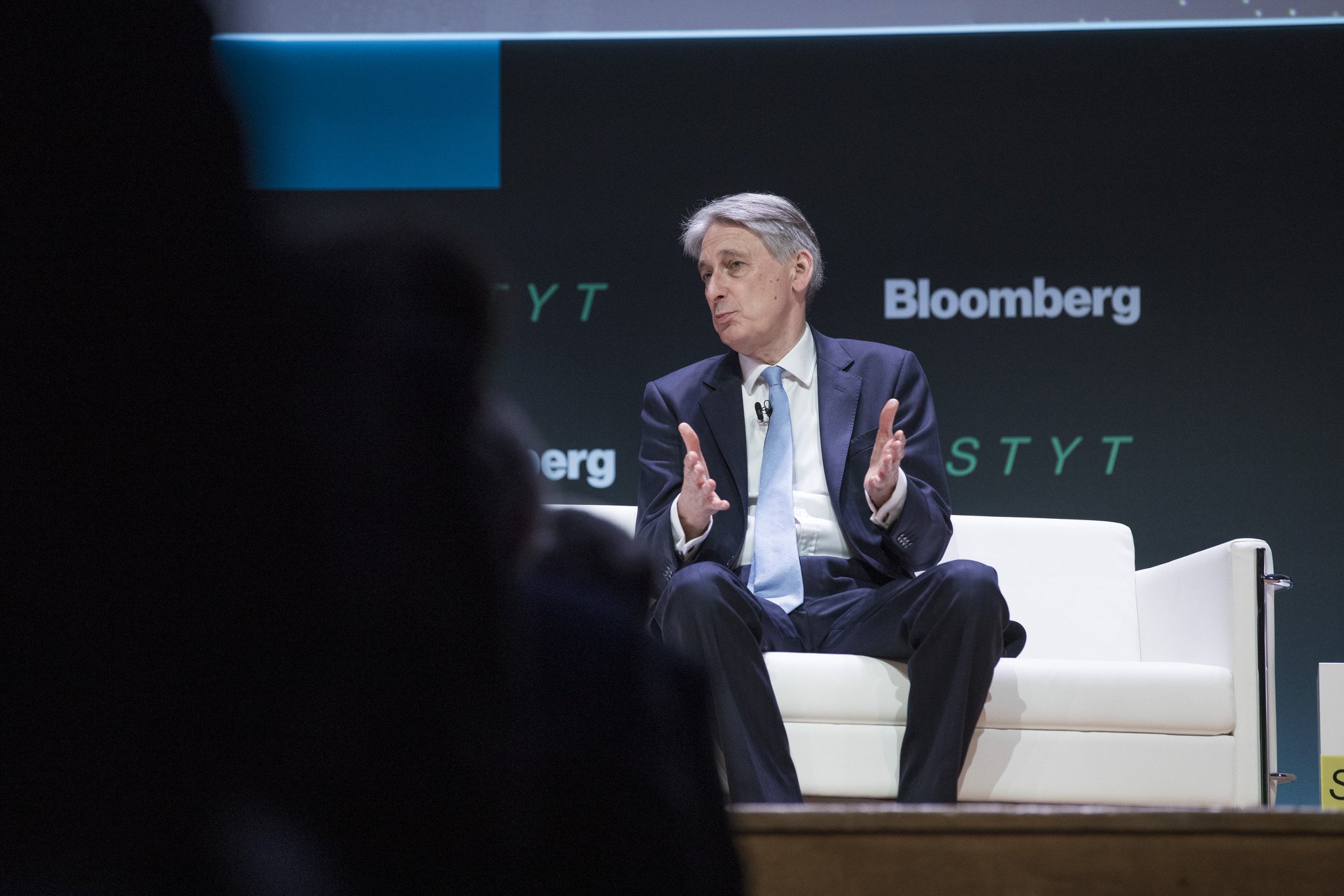 Bloomberg Live on Twitter: 