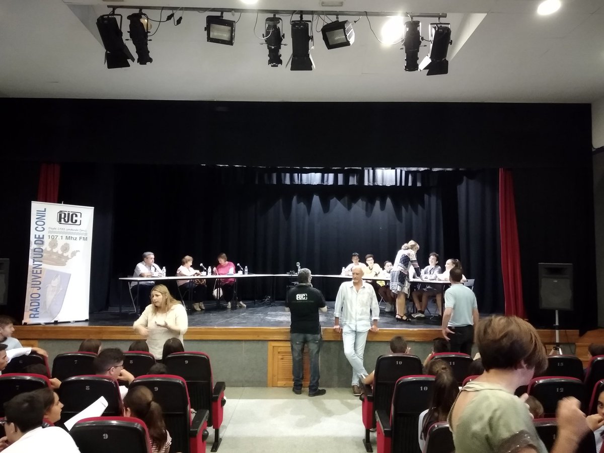 AndaluciaRELAS's tweet photo. #ConilRELAS hoy estamos con el #PlanlocaldeSalud de #Conil programa de radio intergeneracional "No estamos tan lejos". La salud en el #Riodelavida. En directo a las 12:00 h en #RadioJuventudConil https://t.co/YVEq24Buej
@jmbermu2004
@saludand @EducaAnd @IgualdadAND https://t.co/2fJndkbSTj