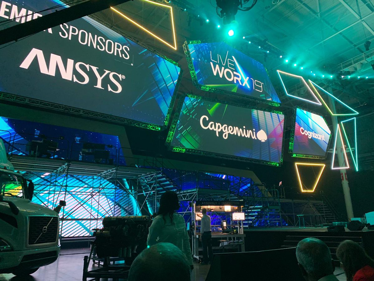WKM_Global's tweet photo. Another June and another #LiveWorx by @PTC event in Boston & @jcIoTnow is in attendance on his annual press pass 😁. The full lowdown coming soon in @IoTNow_
#IoT #IIoT #AI #automation #LiveWorx19 #HeGetsAround https://t.co/T0umhMqdxd
