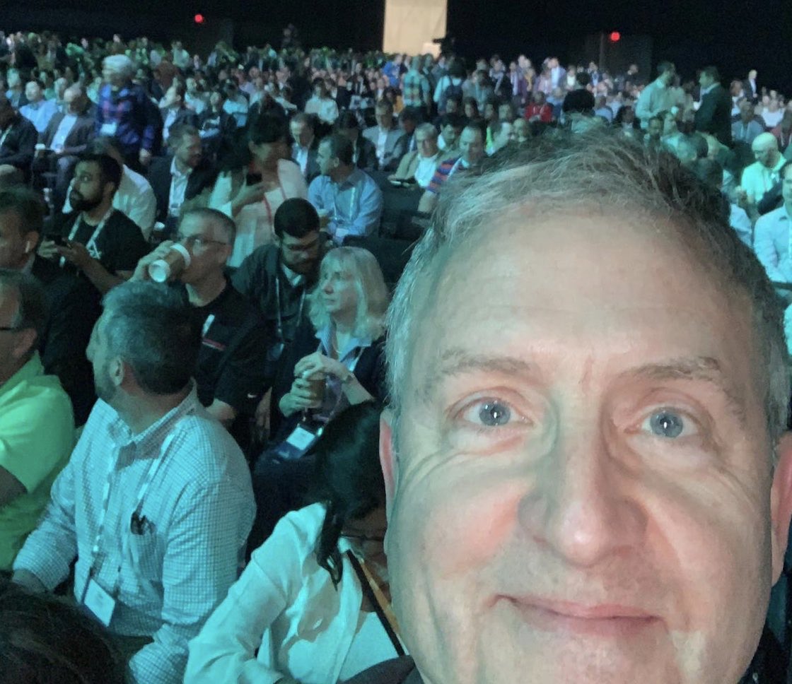 WKM_Global's tweet photo. Another June and another #LiveWorx by @PTC event in Boston & @jcIoTnow is in attendance on his annual press pass 😁. The full lowdown coming soon in @IoTNow_
#IoT #IIoT #AI #automation #LiveWorx19 #HeGetsAround https://t.co/T0umhMqdxd