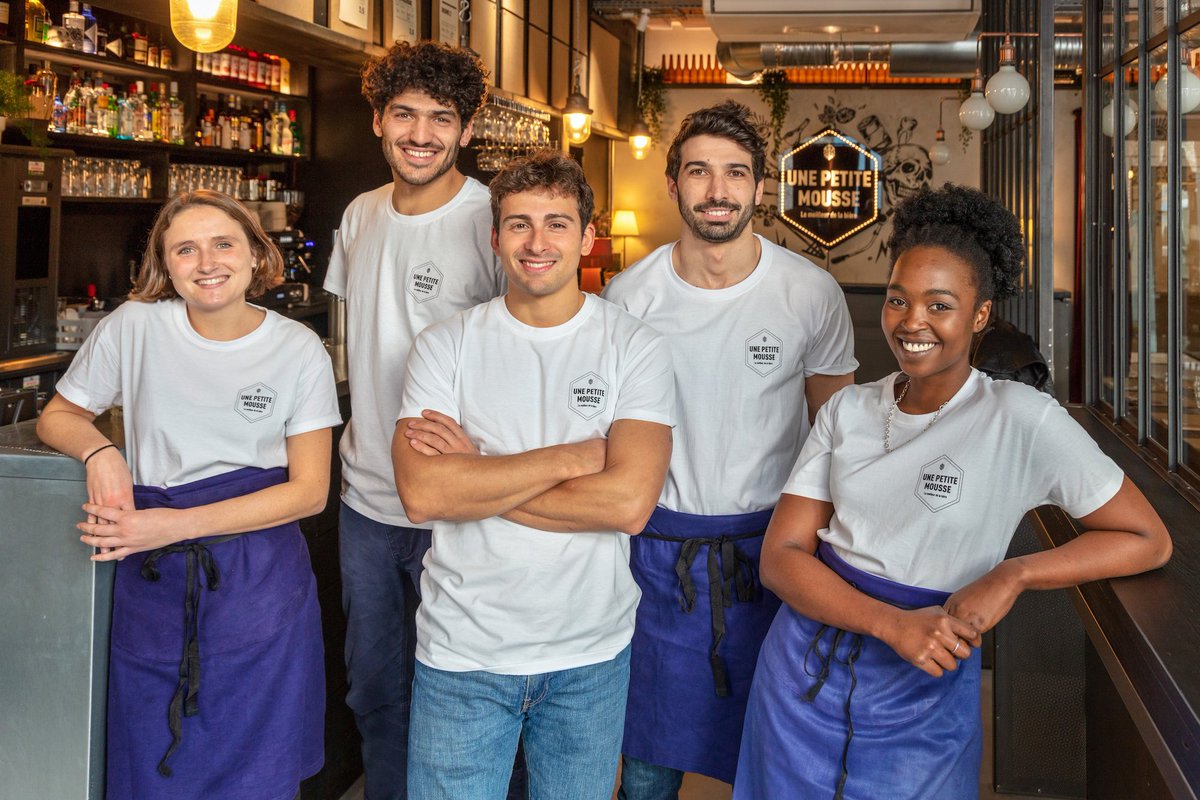 #Job #OnRecrute #RT 🤝

Pour notre bar-restaurant de #Grenoble, on cherche un·e serveur·se / runner en salle 🍻
Contrat de 39h - mardi > samedi - soirs uniquement - il faut aimer le service, le contact client et ... la bière 😉
Candidatures : bar@unepetitemousse.fr