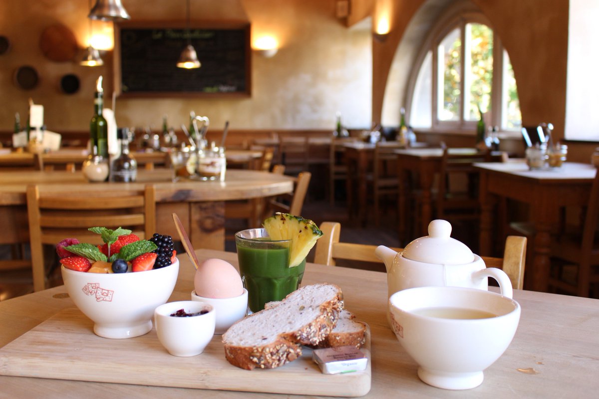 Vous ne savez toujours pas comment faire une surprise à votre père dimanche? Offrez-lui un bon brunch au Pain Quotidien. #lpqbrunch #lpqfathersday