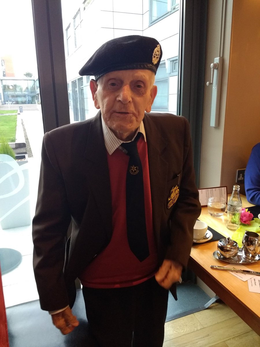 BlindVeterans's tweet image. 📣 We need your help to find a blind D-Day veteran's lost medal🎖️
Let's help John find his Legion d'Honneur!

#dday #dday75 #lostmedal #HMSBelfast #London #Hampshire