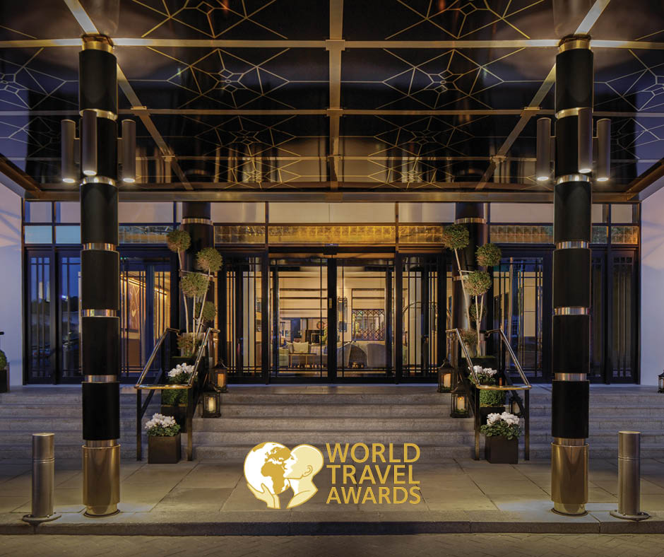 ConradDublin's tweet photo. We are absolutely thrilled to have won the 2019 @WTravelAwards for Ireland's Leading Luxury Hotel and Ireland's Leading Hotel Suite! This is an outstanding accolade and we would like to thank you all for your support 🥂#WorldTravelAwards #celebration #conradteam #stayinspired https://t.co/HAxE2fvwc1
