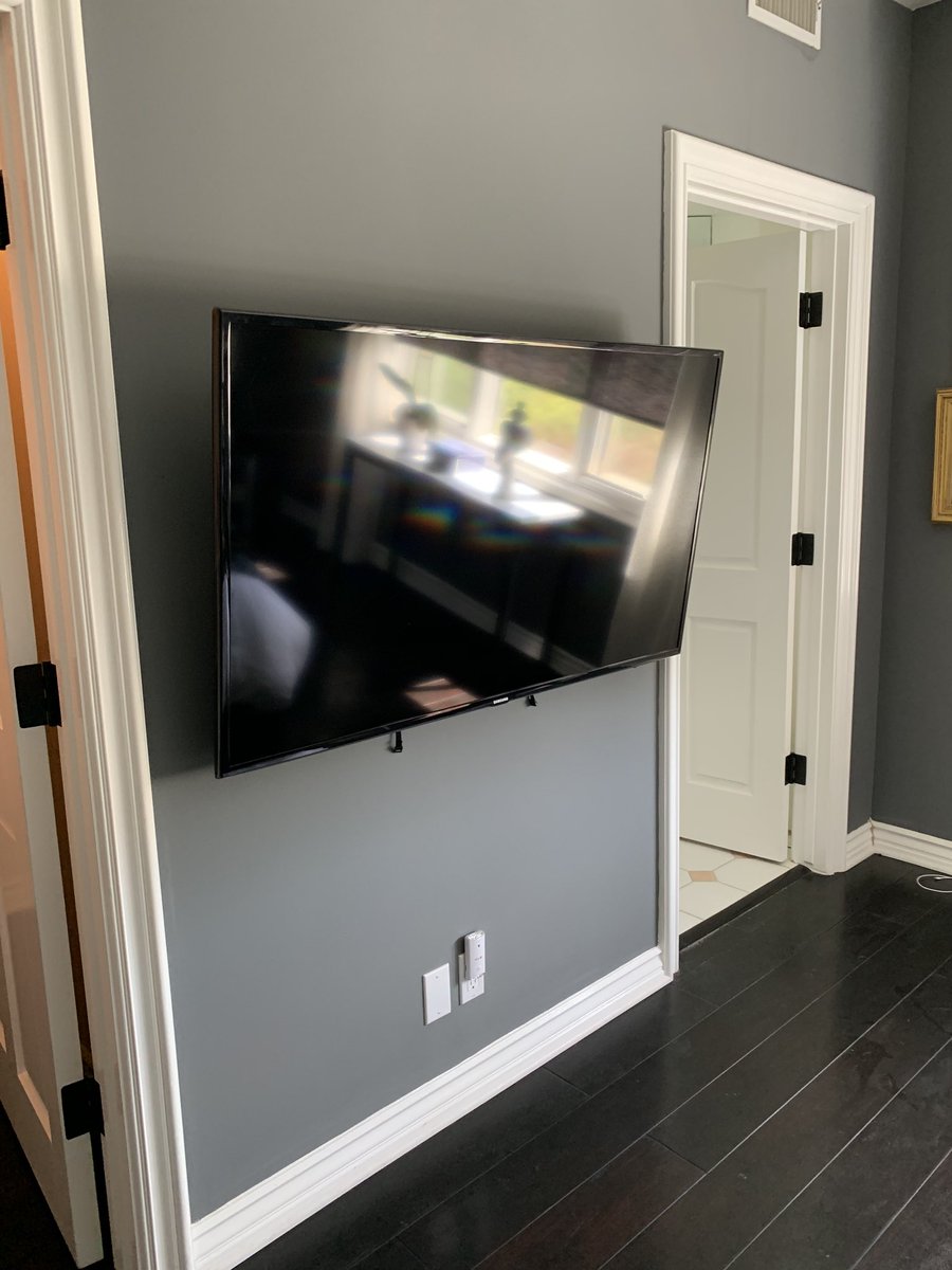 airodromeFI's tweet photo. Tv Mounting #tvmounting Tv Mounting #tvmounting #tvinstallation #tvinstaller #Audiovideoking #Losangeles #beverlyhills #malibu #santamonica #pasadena #westhollywood #soundbar #studiocity #pacificpalisades #westla #calabasas #westlakevillage #projectorinstallation #hometheater https://t.co/fHd7jWtfPt