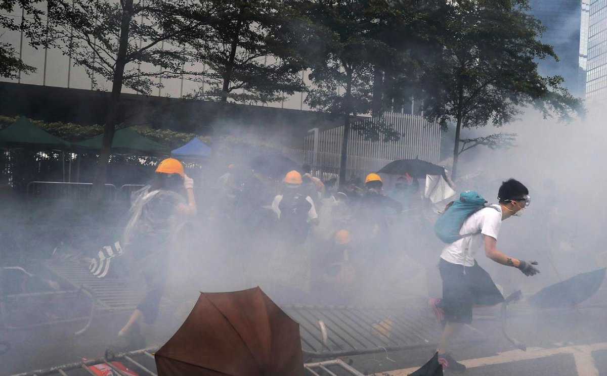 Anna Fifield (@annafifield) on Twitter photo “We are trying to tell the government that the more they suppress us, the more we will fight back,” a protestor in Hong Kong tells <a href="/TMclaughlin3/">Timothy McLaughlin</a>. “Being the last city in China that is able to do that, we are going to hold on to that right.” buff.ly/2WAsy4m <a href="/washingtonpost/">The Washington Post</a> “We are trying to tell the government that the more they suppress us, the more we will fight back,” a protestor in Hong Kong tells <a href="/TMclaughlin3/">Timothy McLaughlin</a>. “Being the last city in China that is able to do that, we are going to hold on to that right.” buff.ly/2WAsy4m <a href="/washingtonpost/">The Washington Post</a>