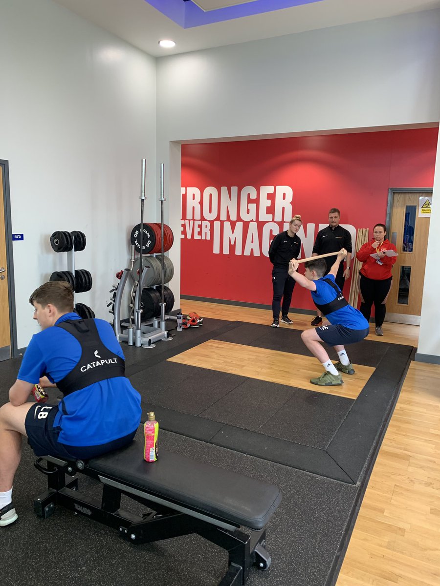 ThePoshBoysFP's tweet photo. FITNESS TESTING |
•
Today our 1st Years are I’m at UCP working with staff testing a range of physical and psychological tests. https://t.co/hAlTejvdfz
