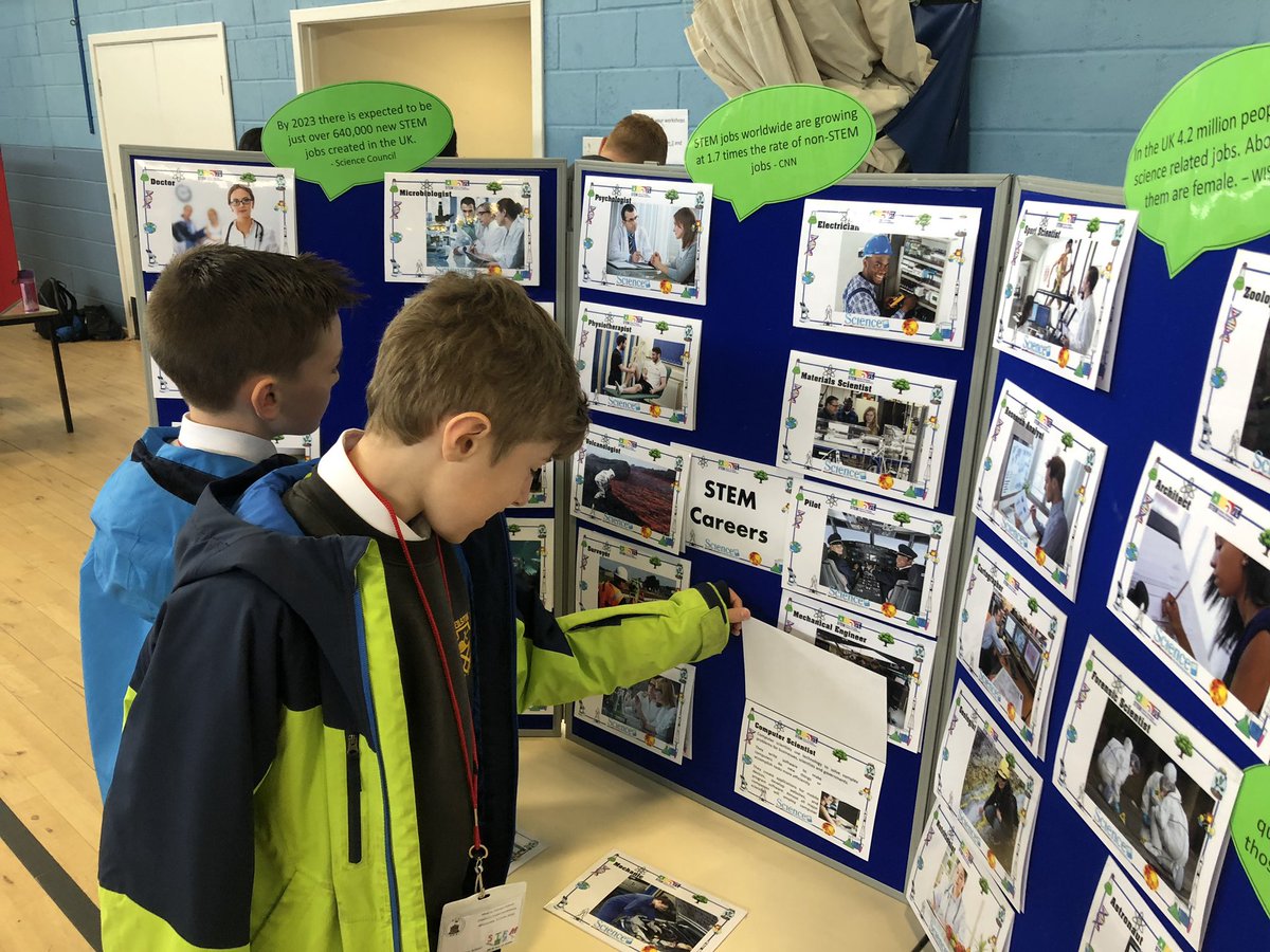 neilston_madras's tweet image. We were looking into different STEM Careers during the Pupil Showcase @Mearns_Primary - the boys were interested in Nuclear and Computer Science! 👨🏻‍🔬
#mpsstem #ercstem