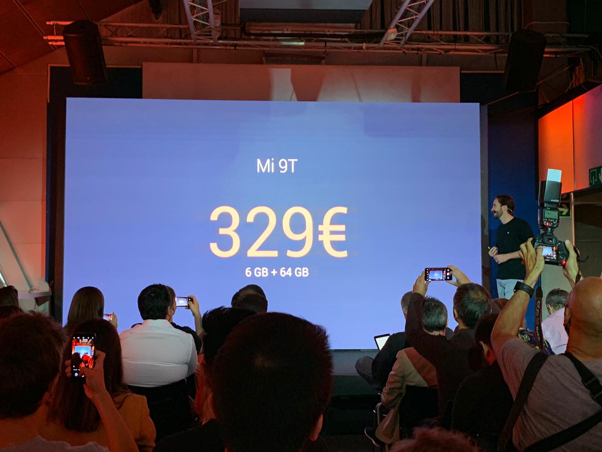 xiaomimalaga's tweet photo. #XiaomiLoPeta 👏 Presentado el nuevo miembro de la familia: el esperado #XiaomiMi9T👏  Disponible en ❤ Rojo Llama y 🖤 Negro Carbón.
#Xiaomi #Málaga #MiFans #InnovationForEveryone #FelizMiércoles #xiaomimalaga https://t.co/ilxEXcfyNe
