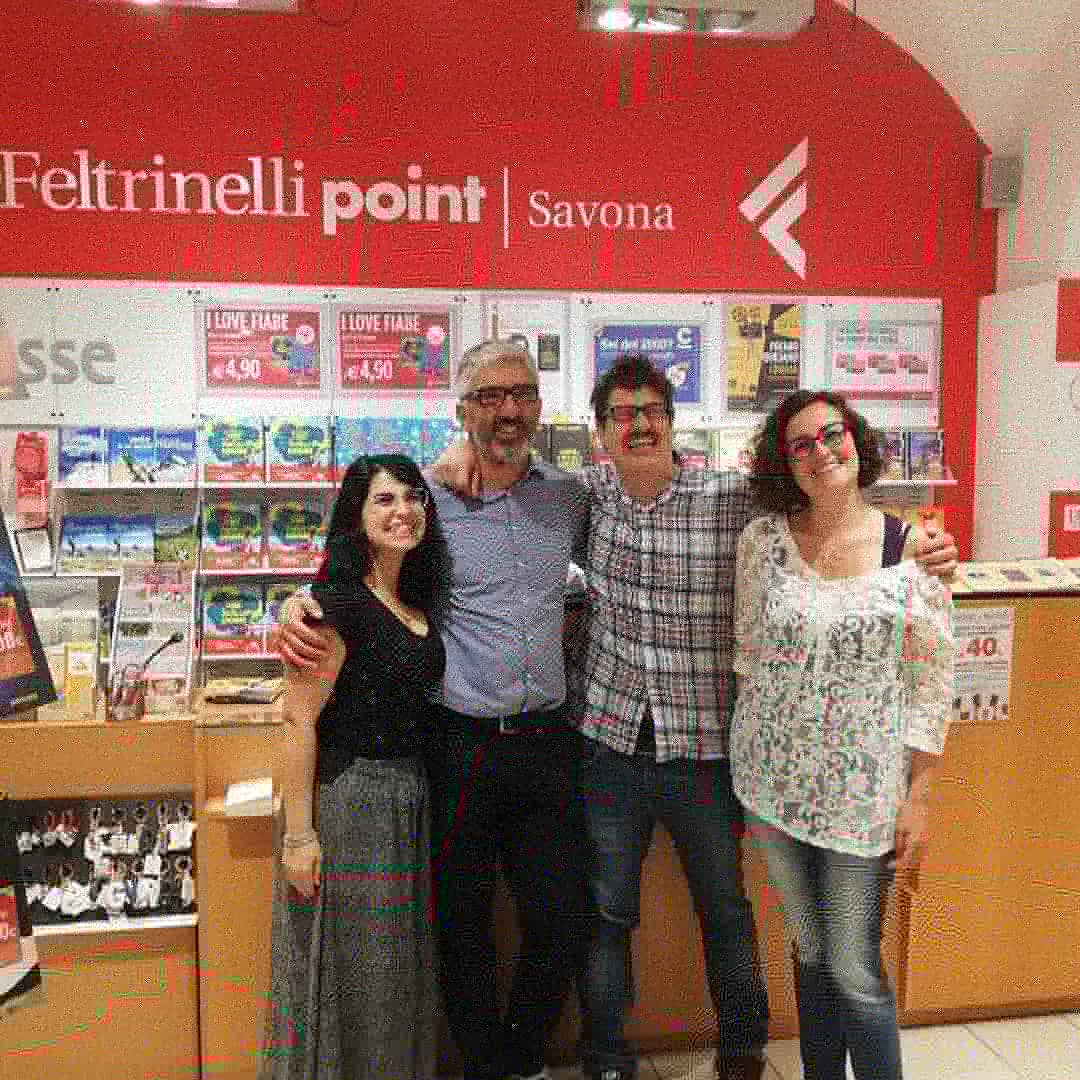 lettorisv's tweet photo. Semplicemente grazie per averci dato la possibilità di conoscerti e chiacchierare a cena con te sul tuo libro "Churchill, il vizio della democrazia" @RizzoliLibri!

@carlogabardini https://t.co/bZi0weQ8so
