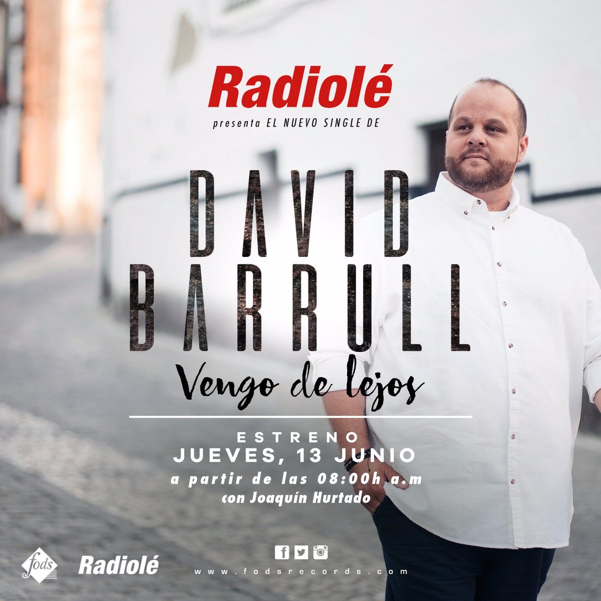 DavidBLaVoz's tweet image. Estáis preparados??? 
Tenéis ganas de escuchar #Vengodelejos???
#Mañaña estreno en exclusiva en @CafeoleRadiole a partir 08:00 am con mi querido @joaquin1hurtado 
#1Single #4disco 
QUIERO SABER QUE OS PARECE MAÑANA ESTARÉ ATENTO A VUESTROS COMENTARIOS 😊