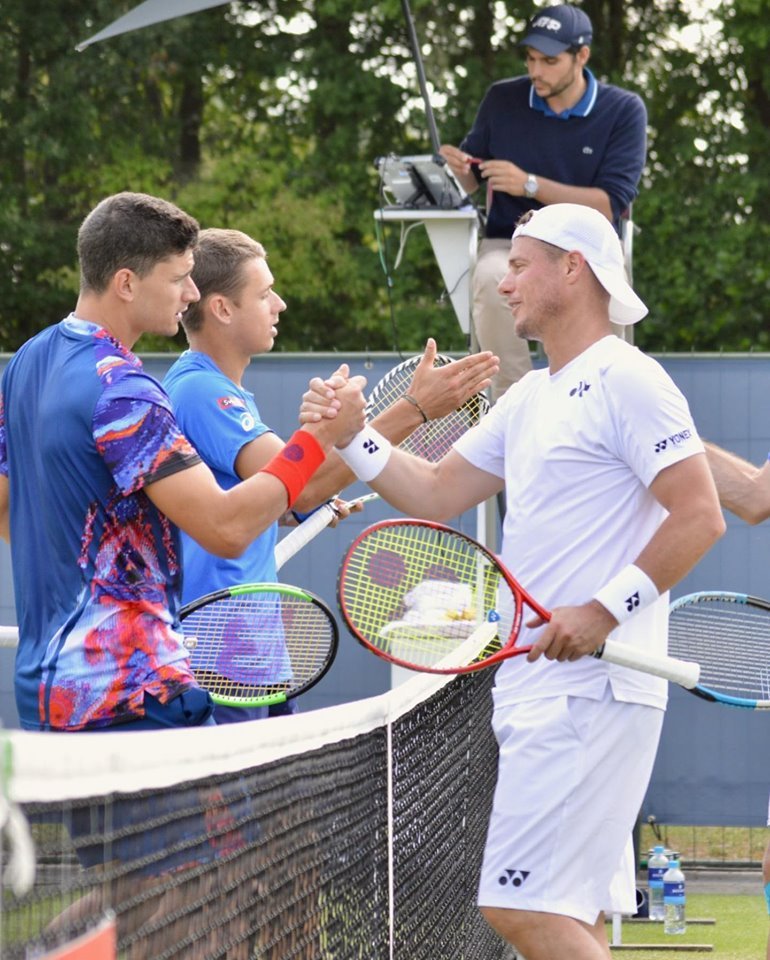 TGATennis's tweet photo. .@VegaDavid23 logra su primera victoria en el #ATPTour en el #LibemaOpen 🥳. Junto a su partner
@alexdeminaur🇦🇺 ganaron a los aussies🇦🇺
@lleytonhewitt y @jordanthommmo2. NOTICIA 👉 https://t.co/l1p4KUktlA #ItsTennisTime #tennis #TGATeam https://t.co/CgwOOJdqLn
