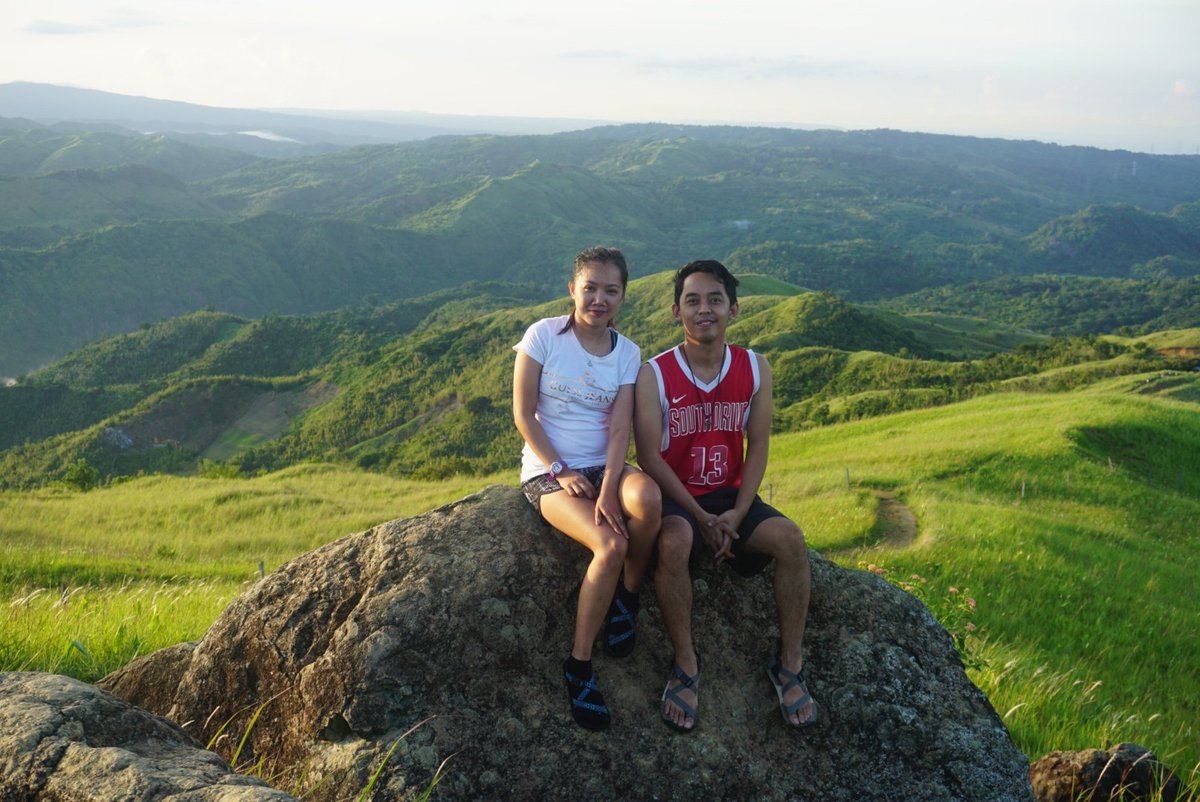 aneleofficial's tweet photo. Back on top 🏔😍👌

📍Mt. Batolusong https://t.co/1ErwGCova0