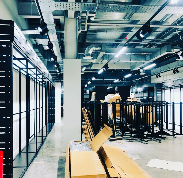 brownstudio's tweet photo. Our latest project for our global sportswear client nearly complete in York #brownstudio #globaldesign #globalconcepts #retaildesign #retaildesigners #latestprojects https://t.co/V5e7qS1iTt