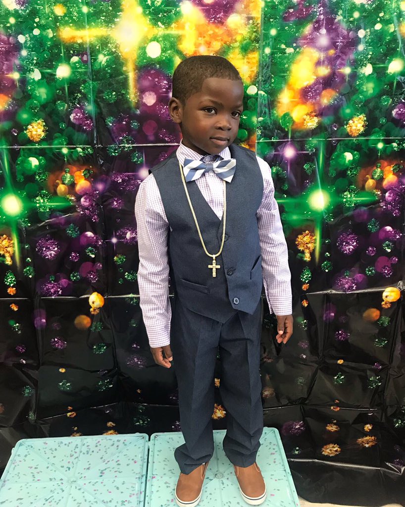 J_Floyd92's tweet photo. Well, kindergarten down, 12 more years to go! Super proud of my scholar. Next year we going even harder. Congratulations baby!!!! 1st grade here we go. ❤️❤️😊
Class of 2031 👨🏽🎓 🎓
#myrighthandman #graduation #kindergarten #proudmom #itsagrad #1stgrade #kippmiami #thankful https://t.co/w8Lx0bUlNL
