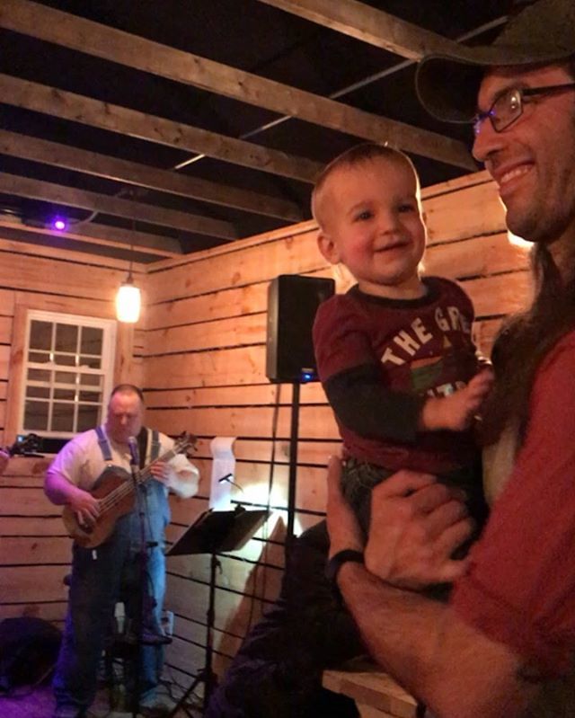 hopbarnbrewing's tweet photo. Baby George approved! Band June 22nd. Stop in sing, dance, and enjoy some beer with members of the Medusa moonshine and friends. 
#enjoylocal #catskillmountains #upstateny #weekendvibes #band #localmusic #beer #farmbrewery #greenvilleny #brewery https://t.co/l2GwRO1Mqw https://t.co/8QdoThrEPw