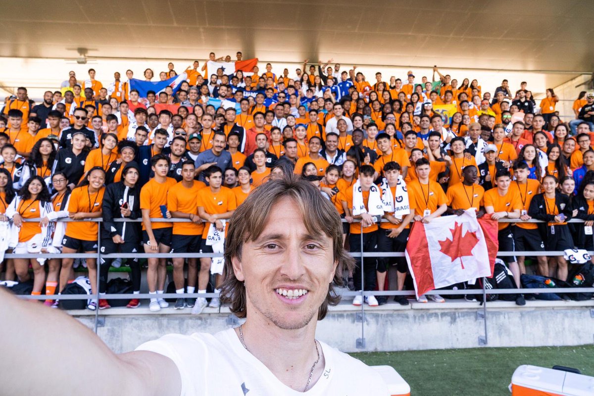 Amazing experience to have shared with over 200 aspiring footballers that competed in the #Gatorade5v5 Global Finals in Madrid. Congratulations to the champions!