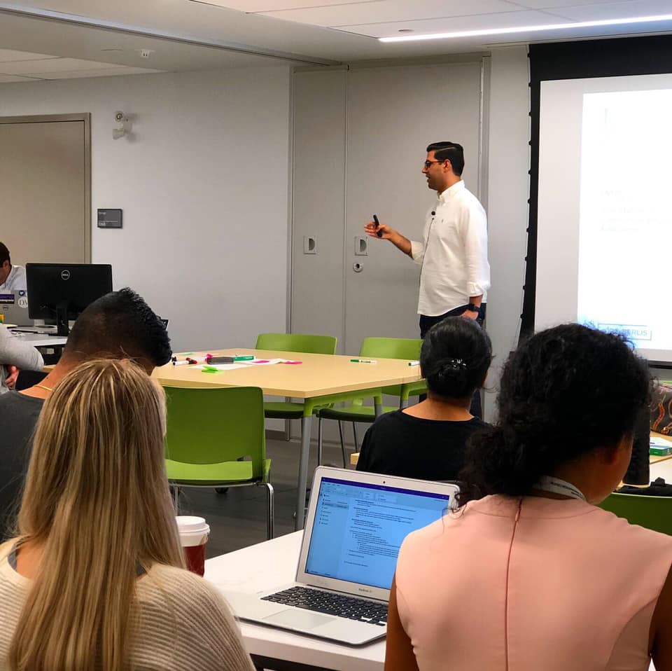ddqic's tweet image. Aaron Bains is a Corporate Finance Associate at @AirdBerlis and a @queensu alumni. He is back at Queen’s today giving a session on Shareholder’s Agreements in the LinQLab!
We are fortunate to partner with Aird &amp;amp; Berlis to provide essential workshops on legal matters for startups.