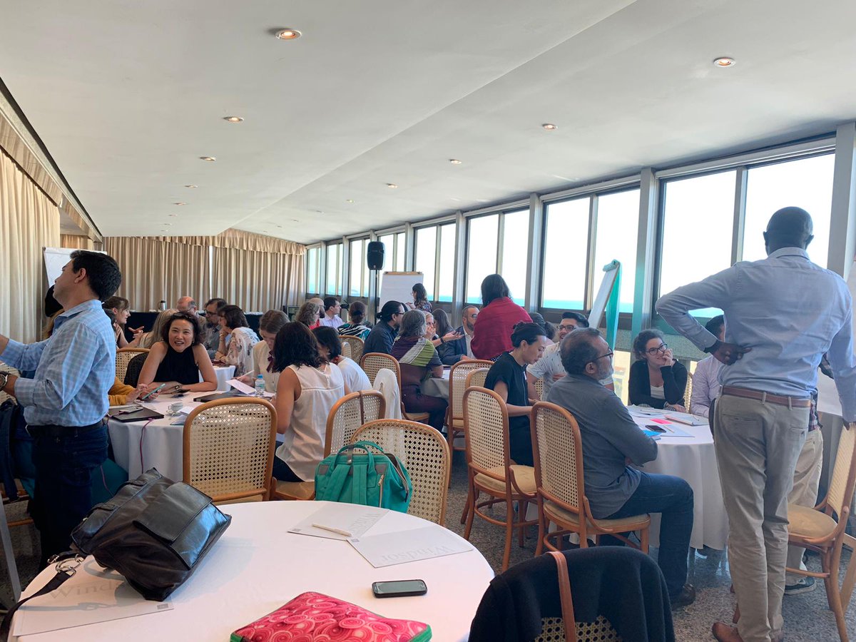 UNICEFinnovate's tweet photo. Around the world, there are more than 200M young people out of school — #UPSHIFT builds skills to create opportunities, and can be adapted to different contexts. Thrilled to collaborate w/ 13 countries from across #LatinAmerica in a @_GenUnlimited #youthchallenge workshop https://t.co/Rhw55db95D