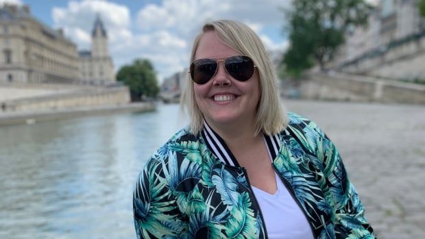 Giving your employees time and space to recharge is vital for a productive workforce. Some employers are going beyond calls for increased vacation time and actually paying for employee travel. Intriguing idea. #BetterWorkingWorld buff.ly/2WlEU52