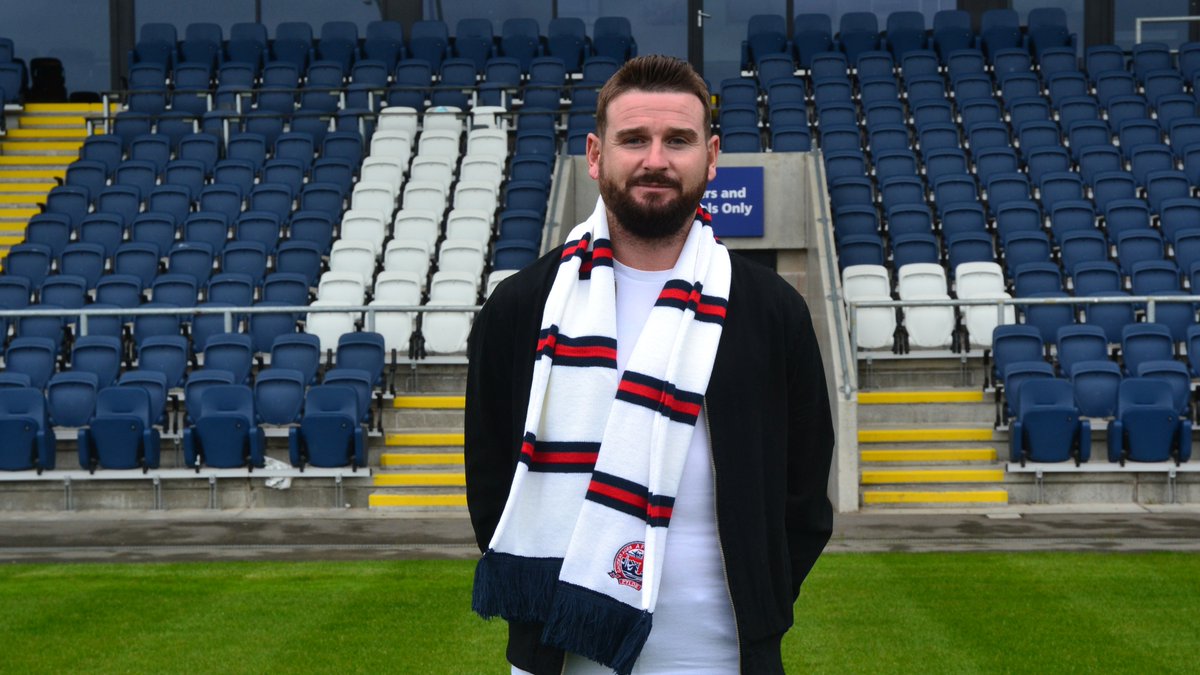 AFCFylde's tweet photo. 🖋️ SIGNING: AFC Fylde are delighted to announce the signing of creative midfielder Mark Yeates!
Read more: https://t.co/P4fOvx6LtW https://t.co/cMdBqUGPFu