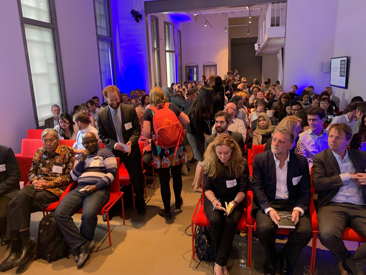 A full house in Utrecht to celebrate the launches of both the <a href="/AcctFramework/">Accountability Framework initiative</a> by the #AFi and <a href="/globalforests/">Global Forest Watch</a> #GFWPro! #EthicalSupplyChains