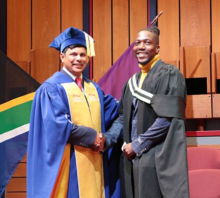 unisa's tweet photo. Congratulations to Masia Joseph Madiba, son of Dr Matiti Madiba, Dean of Student, @UPTuks who received his Diploma in Applied Accounting Sciences, College of Accounting Sciences. 
#CircleofExcellence #UnisaGrad2019  #UnisaAlumni https://t.co/vEwV80W8Or