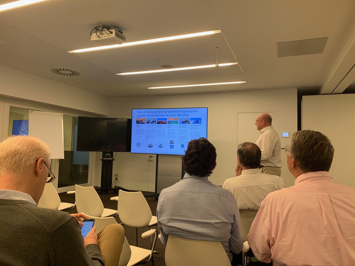 bartdubois's tweet photo. Stef Devos on Installing an #entArch Office at #Yara for the 34th #EACafe of @BAEA_ .
Thanks @AE_NV for hosting! https://t.co/LfoK8KbqVG