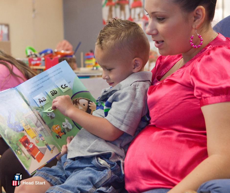 HeadStartgov's tweet photo. To succeed in school and life, children need ongoing opportunities to learn and practice essential skills. Parents and caregivers, explore these tips from @USedgov to help keep children engaged in reading during the summer months: https://t.co/8WPwp71T2y  #StoptheSummerSlide https://t.co/J9eoDhulPO