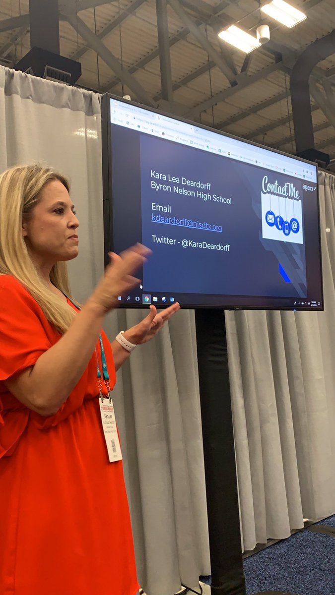 iEDU_2's tweet image. Let the teachers lead PLC’s by showing how they teach lessons. @KaraDeardorff #tasspSW19 #TASSP @TASSP1 @AldineISD @MeadJaguars