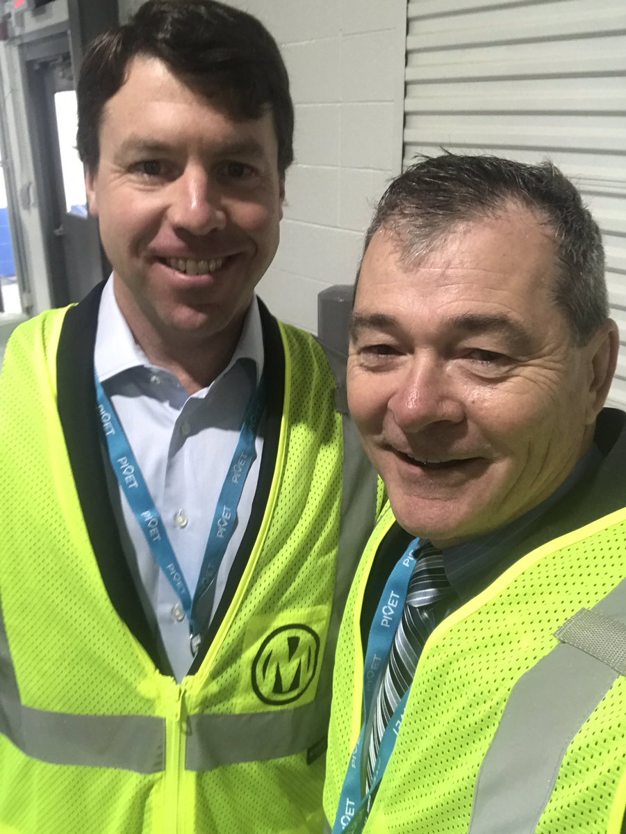 timechols's tweet image. Thanks @AlexTaylor_Cox for having me on the program today to talk about the value and vision of this latest @CoxAutomotive project. Your facility is a magnet for economic development on the southside.