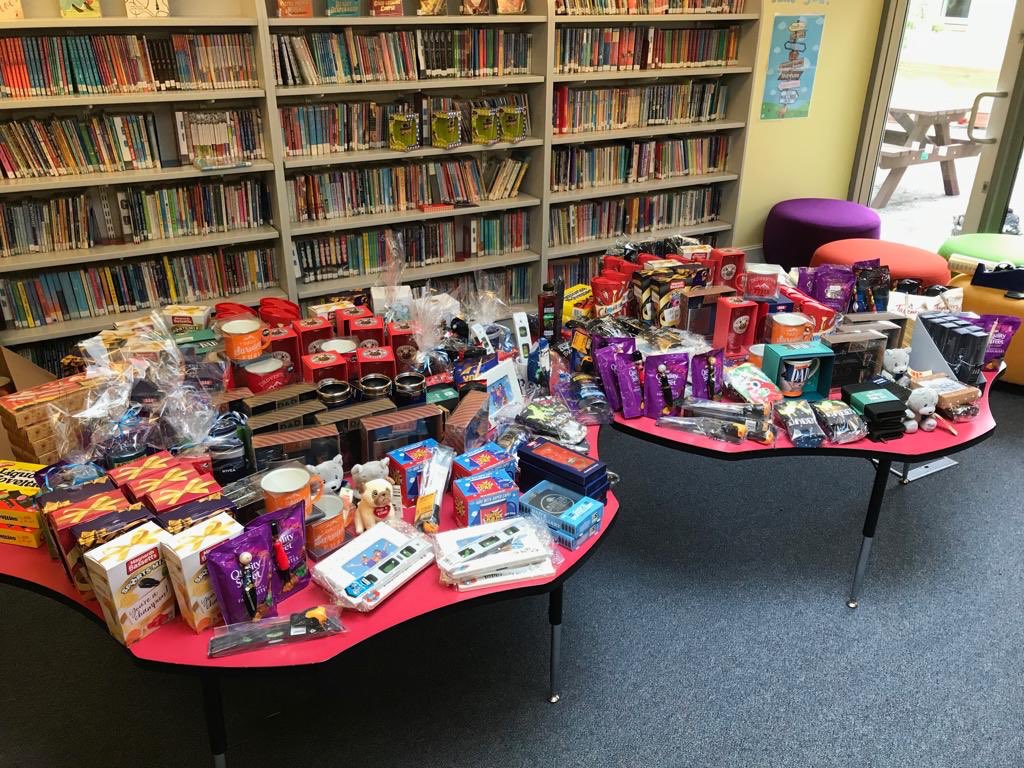 wclpspfa's tweet photo. Father’s Day Shop all set up for tomorrow! Remember the kids need £2.50 in a named envelope https://t.co/vRghAWYJOx