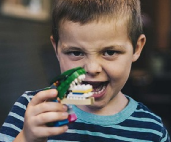 Lower Manhattan pediatric dentist Dr. Jacqueline Dikansky shares  tips to encourage your kids to brush their teeth: tinyurl.com/iSmileKids