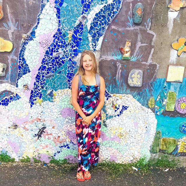 CreatinginChaos's tweet photo. Happy last day of school and fifth grade promotion to this beautiful, smart, kind, confident young woman. I can’t believe you’re heading to middle school next year. Where does the time go?! #mom #momlife #momprobs #daughter #pdxmom #portlandmom #pnwmom #… https://t.co/c3xdKfNyVH https://t.co/yfIXaSm7vg