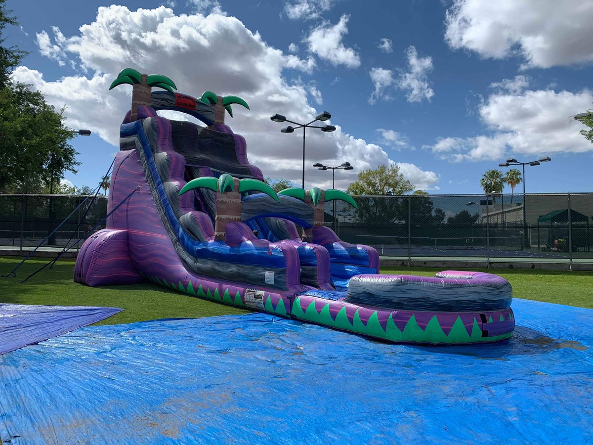 MatthewChisler's tweet photo. 24ft water slides available for rent!! Reserve yours now to make any event amazing! 2 Dads Bounce Houses is the place to call. Obstacle Courses, inflatable games, bungee runs and much more available for rent at https://t.co/BJPB7O6dMB or call 623-295-9905 #ObstacleCoursePhoenix https://t.co/wHorZhhFWY