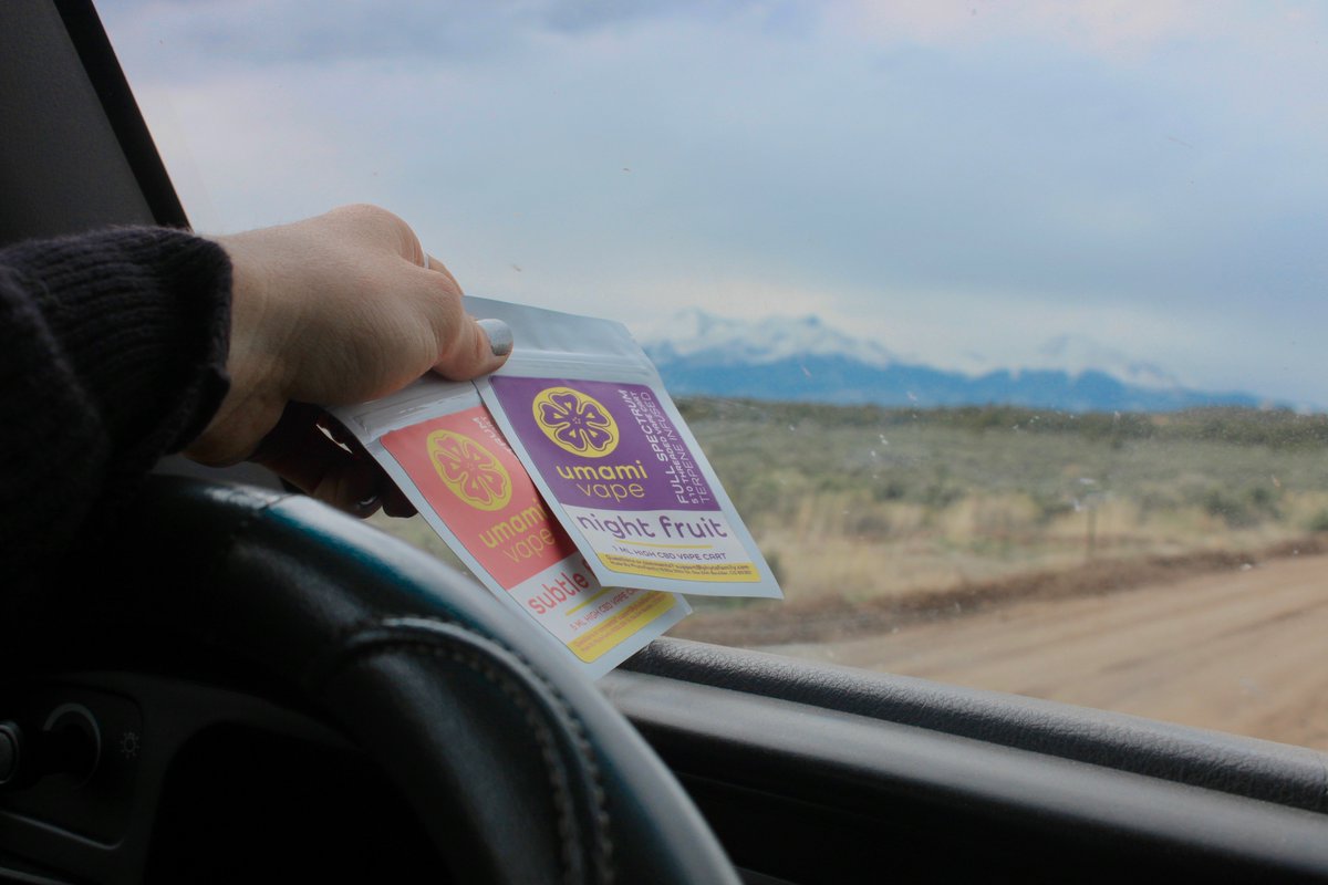 phytofamily's tweet photo. Any road trips planned? Don't forget to bring the essentials! 
.
.
.
#Pixelpour #pixelpourvape #roadtrip #driving #colorado #Frontrange #explore #summer #adventure #mountains #hiking
#fullspectrum #oprahsbookclub #vapestyle  #cbdinfused https://t.co/iXpbFpjKQd